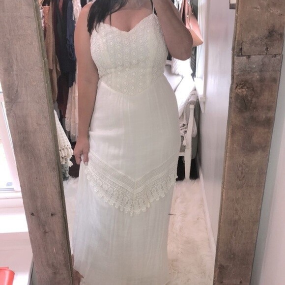 Trixxi size 7 ivory lace crochet maxi sundress - Picture 2 of 8